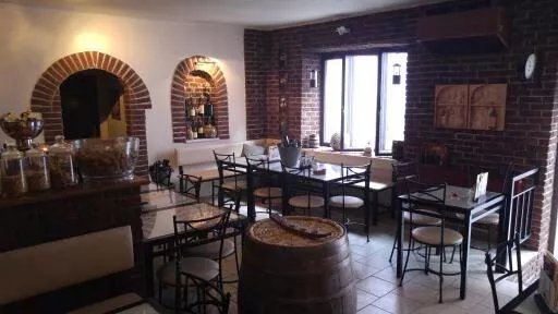 Figar's Wine & Cafe Bar
