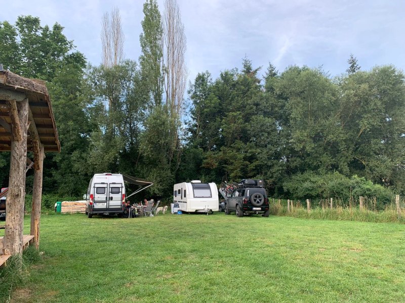 Tonik Camping