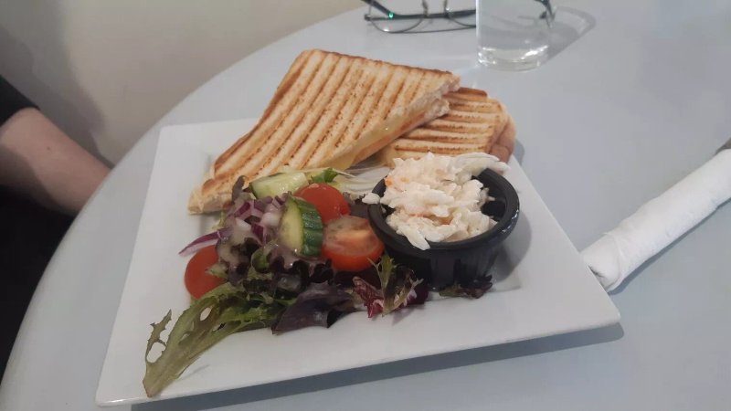 Betty's cafe