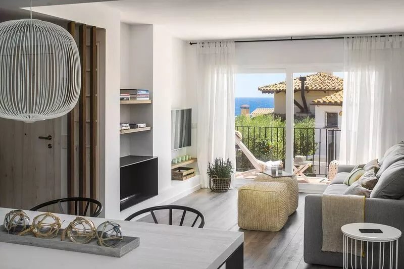 Apartment for families close to the beach.