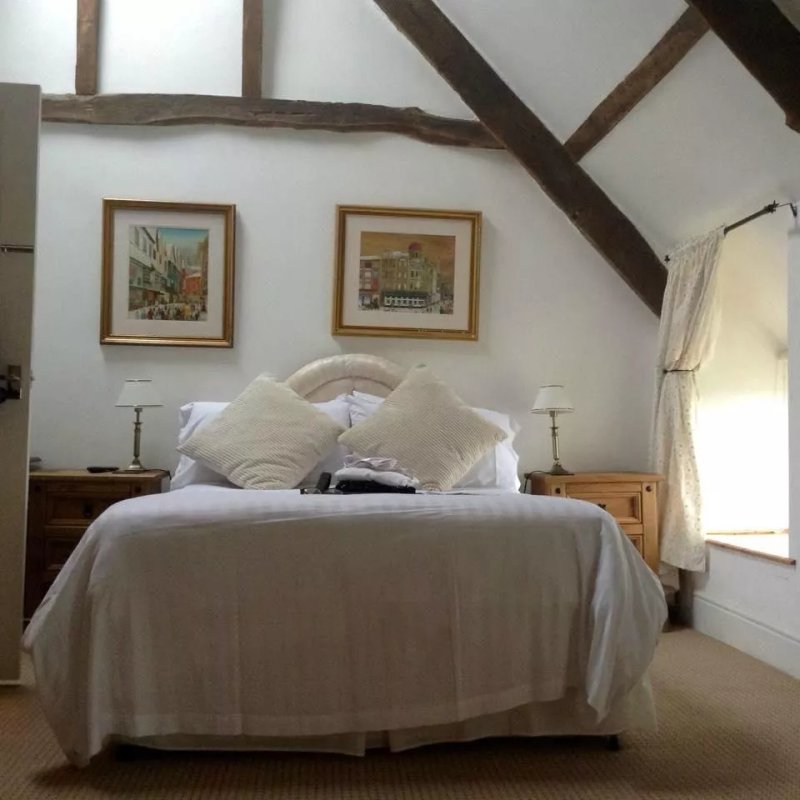 Coach House Brownieside