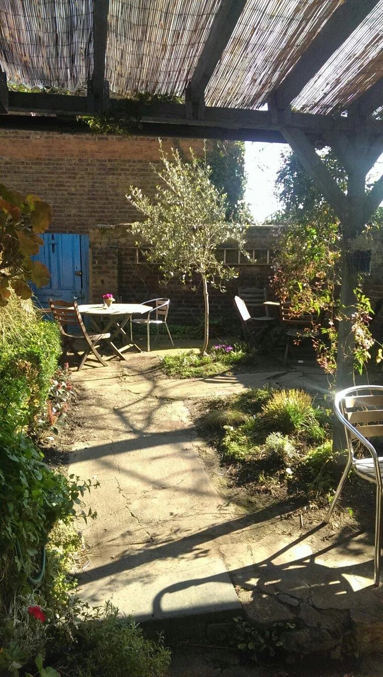 The Ridge Cafe N20