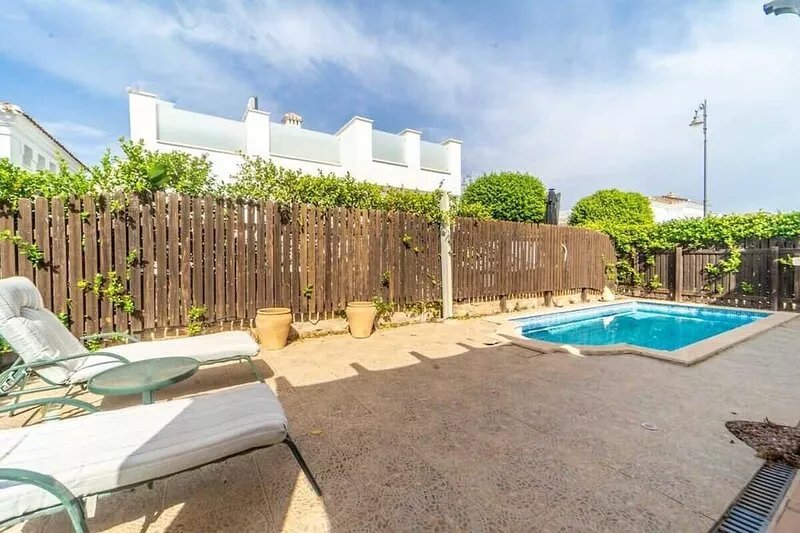 Villa with private pool - CA13LT