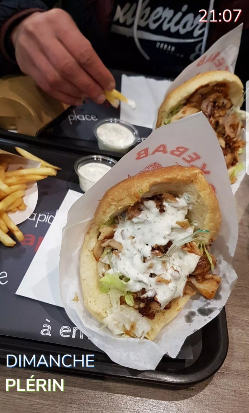 O'malo Fast Food Plerin