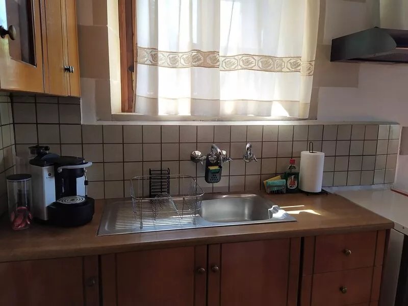 Traditional cottage with panoramic view. Ideal for couples and families.