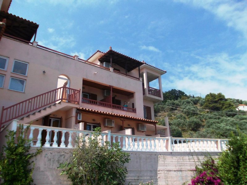 Lemonis Studios