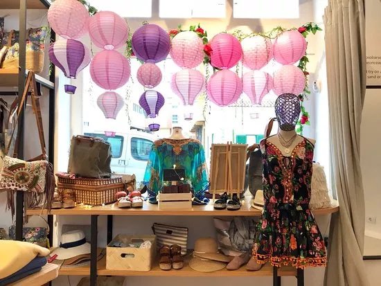 La Tienda De Mar - Playa Chica