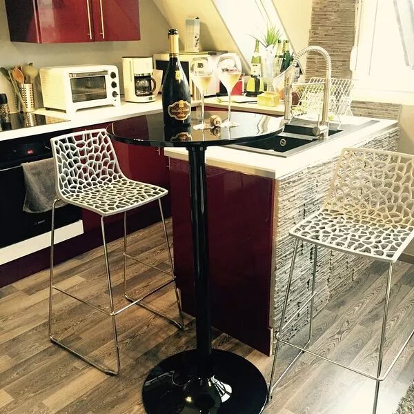 ****hyper-center Epernay Penthouse (43sm) 1bd Apartment w/ elevator,washer