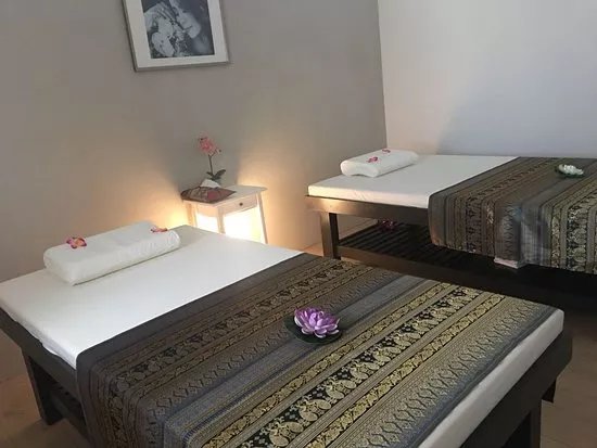Reuan Gluay Maai Massage