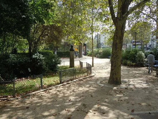 Square de L'Amerique Latine