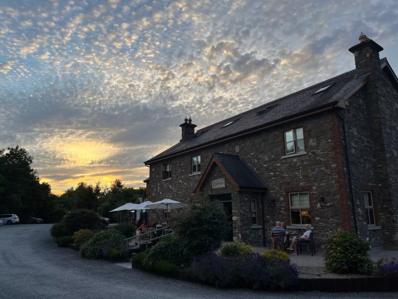 The Riverbank Country Pub And Restaurant