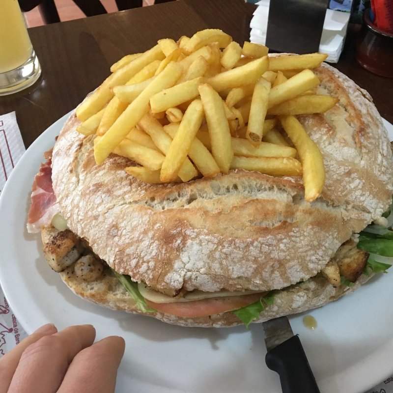 O Vello Paris Cafe - Taperia