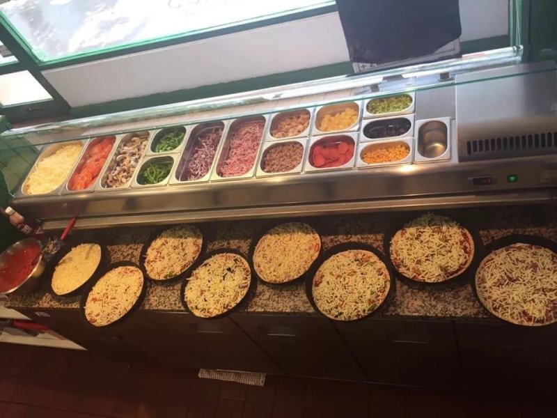 Capone's Pizza Parlour