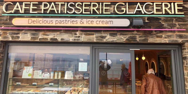 Cafe Patisserie Glacerie