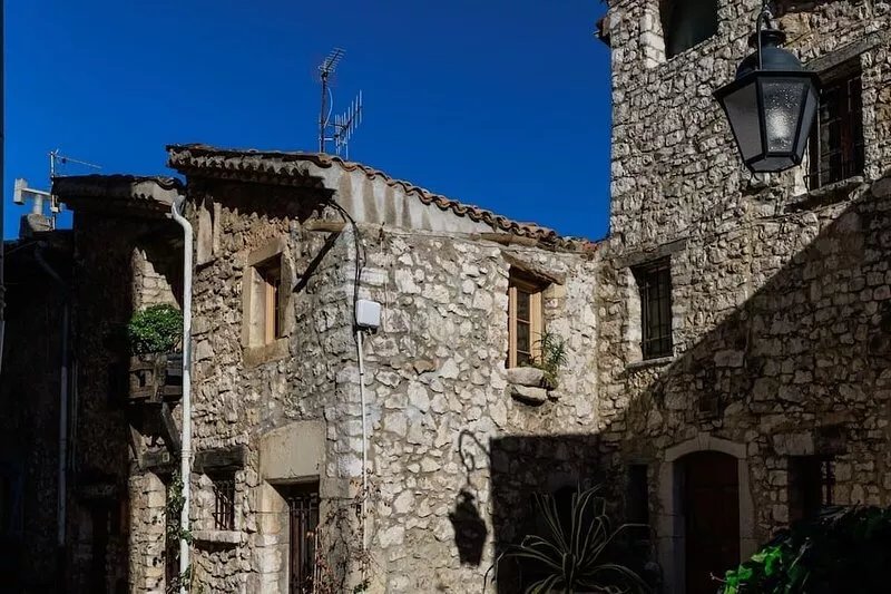 House of character in the heart of a medieval village, Tourrettes sur Loup