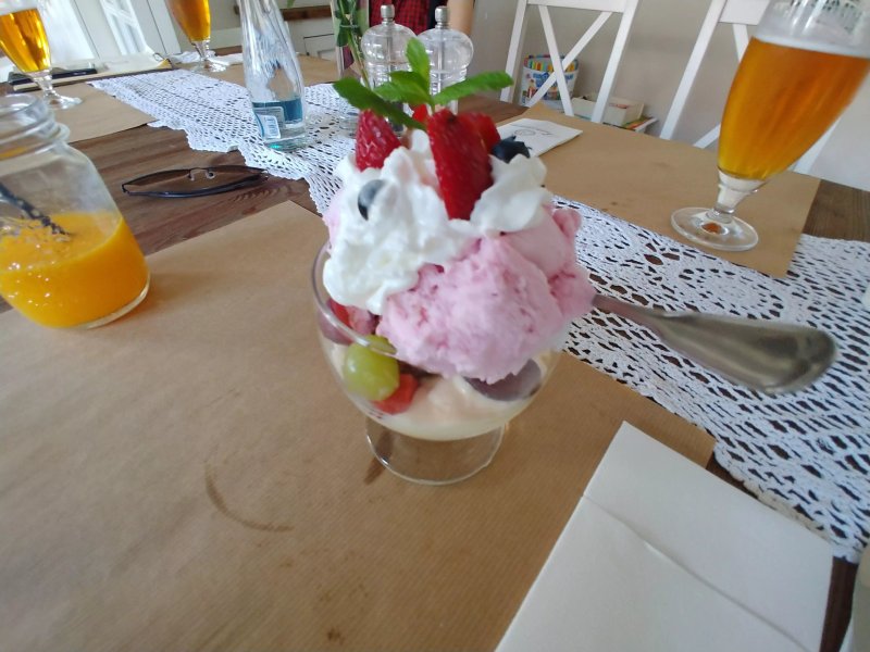 Tymczasem Restauracja & Kawiarnia