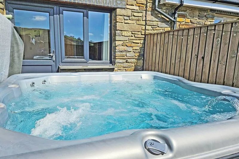Just 6 miles to Aberaeron, the property is located in a superb area with many
