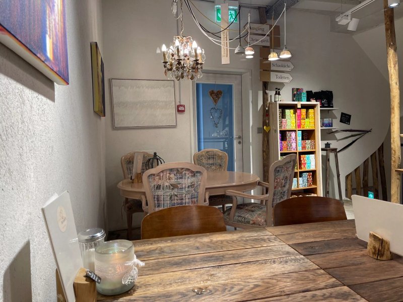 herzlich vegetarian restaurant & takeaway