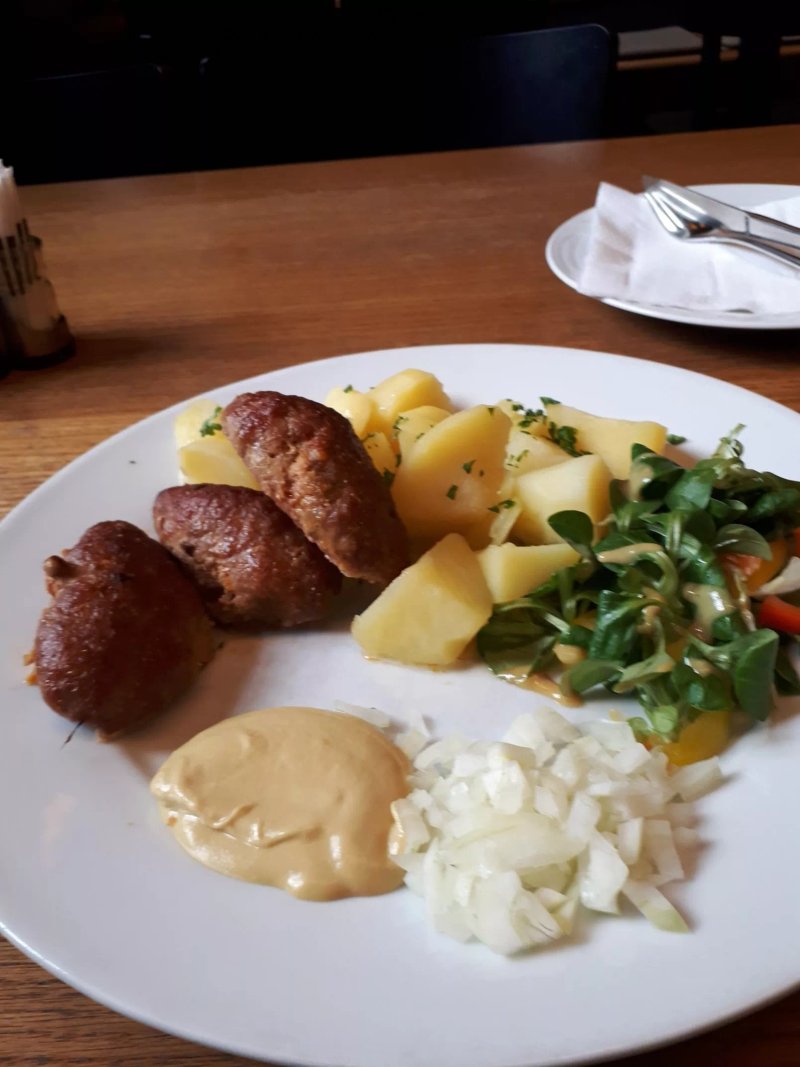 Restaurace Na CabardE