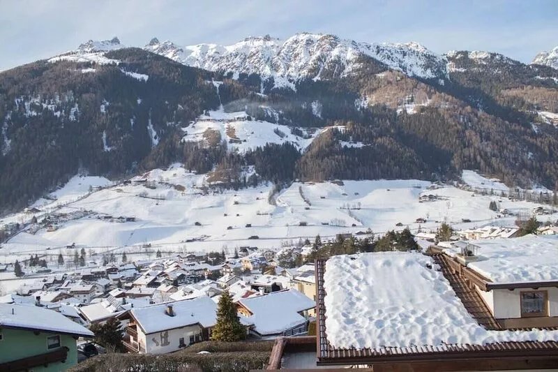 Cozy Apartment Ribis: 3 Bedrooms, 2 Bathrooms, Garden, Year-Round Enjoyment