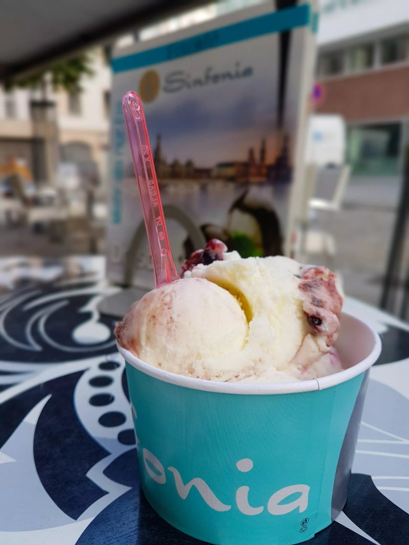 Eiscafe Sinfonia