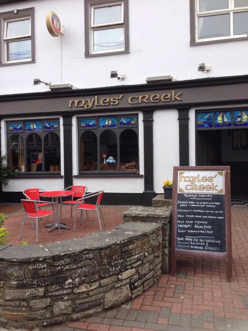 Myles Creek Bar/Restaurant