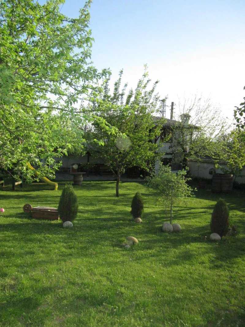 Pri Bai Rusi Guest House