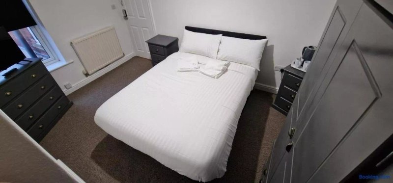 Self Check in Apartment Doncaster