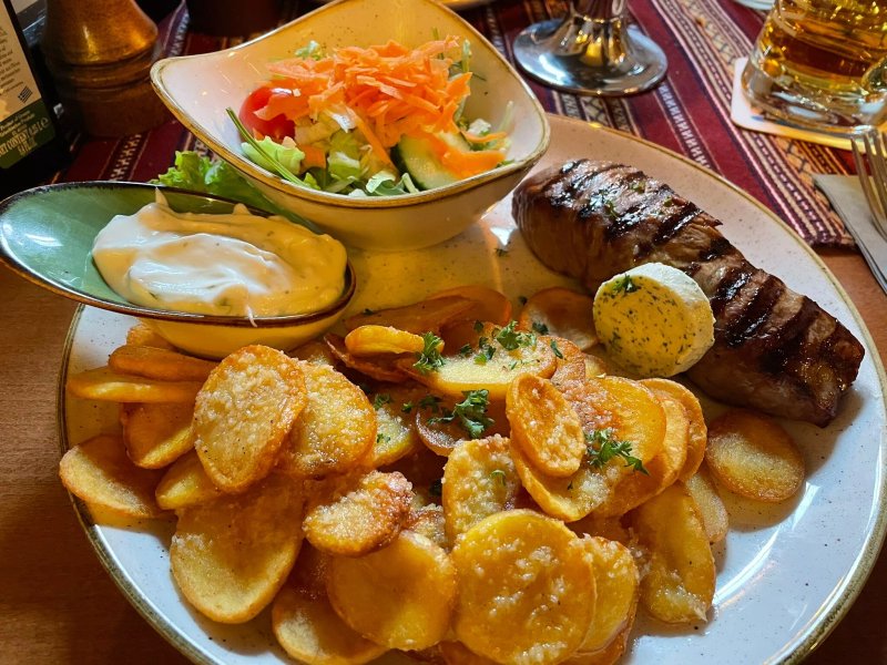 Restaurant Akis