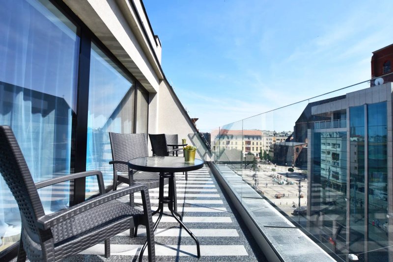 DUKES Apartments - Old Town