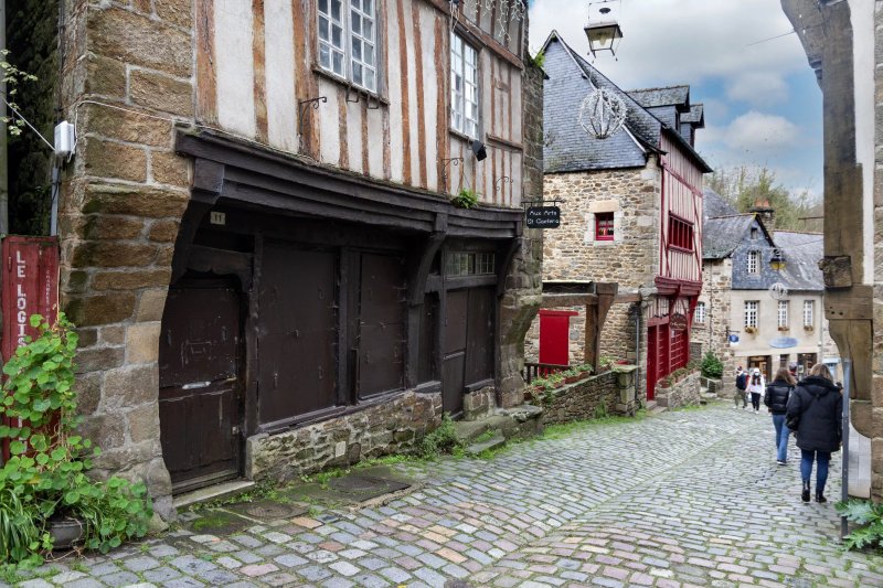 La Rue Du Petit Fort