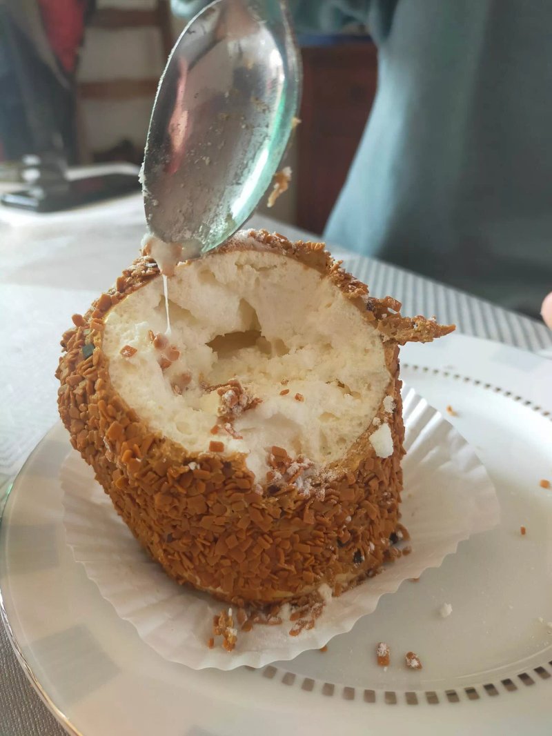 Au Croissant D'Or