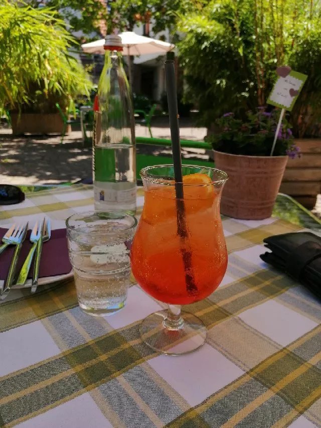 Cafe&Bistro MiddeNoi