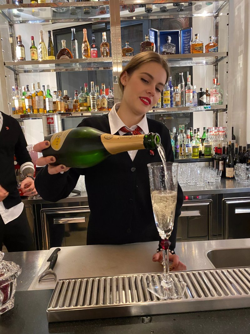 Baccarat Boutique Bbar Lounge