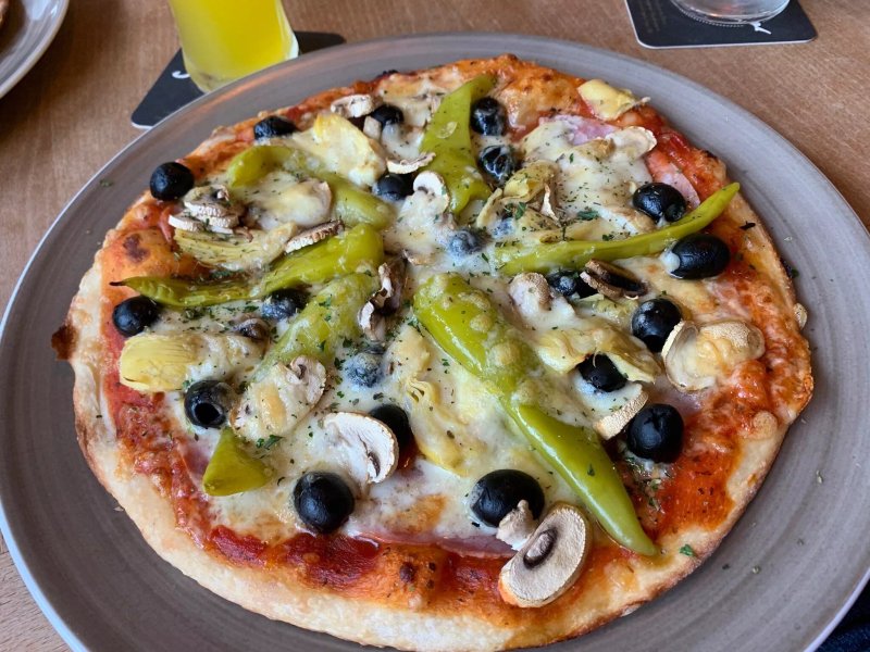 Bistro Pizzeria Cafebar Gruener Apfel
