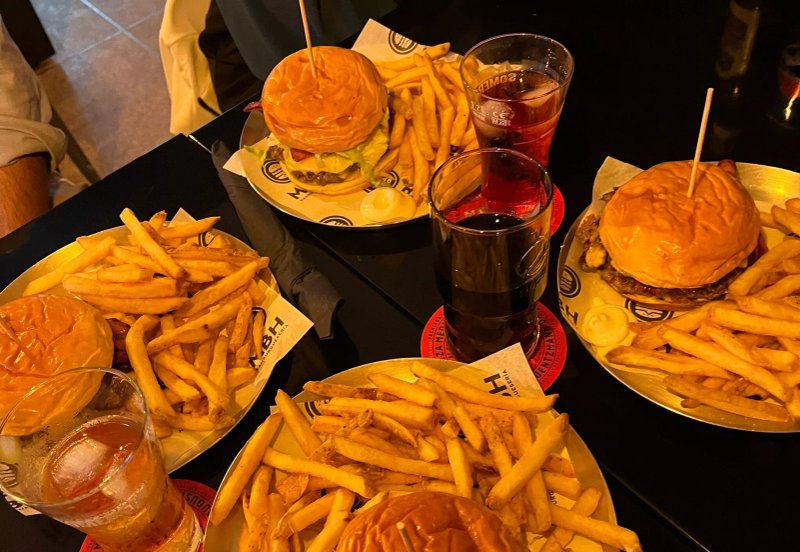 MBH Hamburgueseria Expo