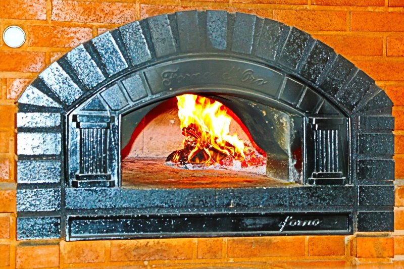 Pizzeria Forno A Legna