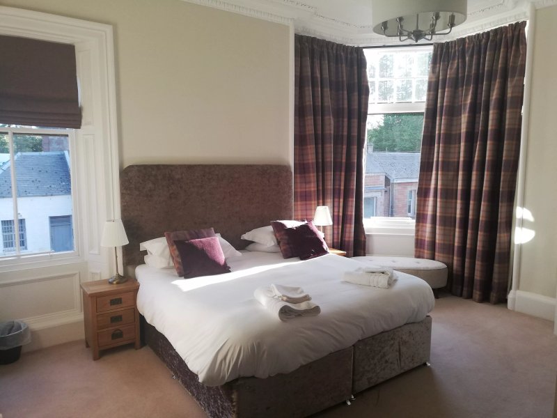 Dryburgh Arms Pub With Rooms