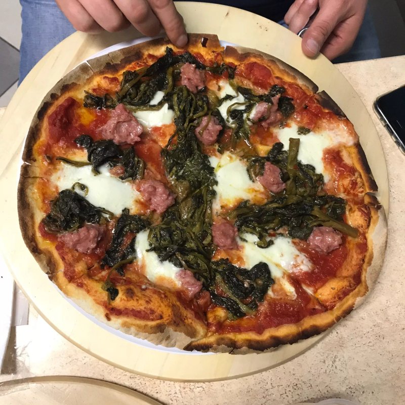 Pizzeria La Voglia Matta