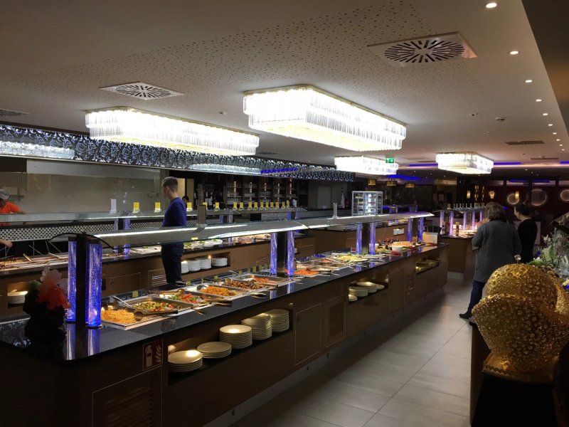 Gourmet Buffet