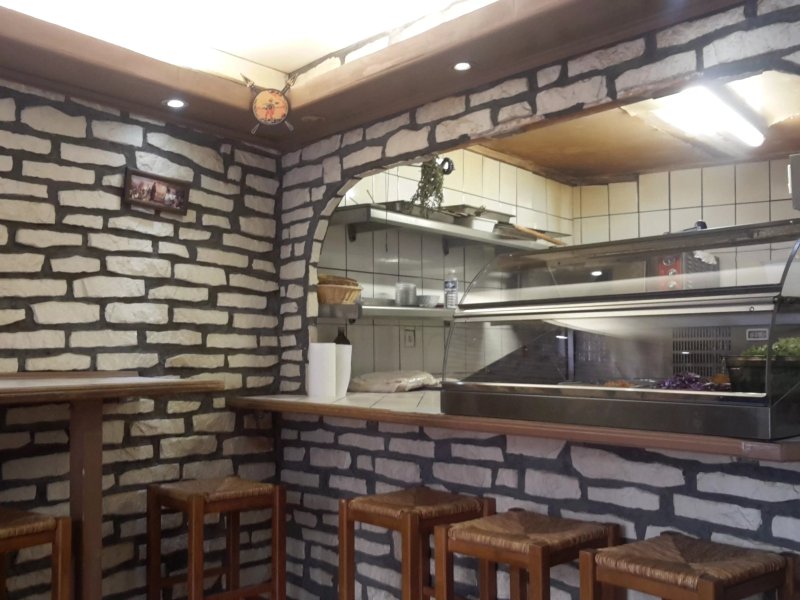 Chez Refik