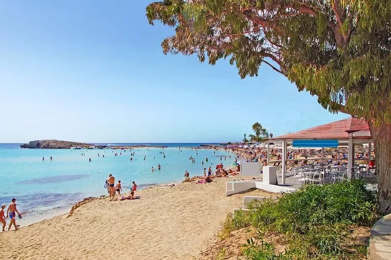Nissi Adamite Villa - Walking to Nissi Beach