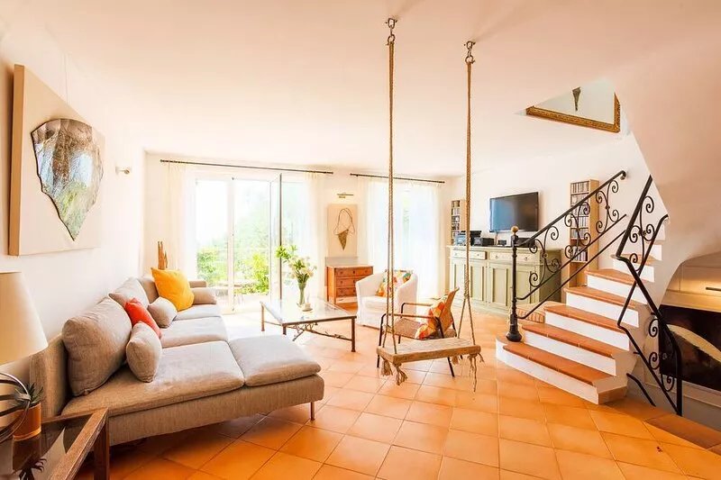VILLA LUNA VI4339 By Riviera Holiday Homes