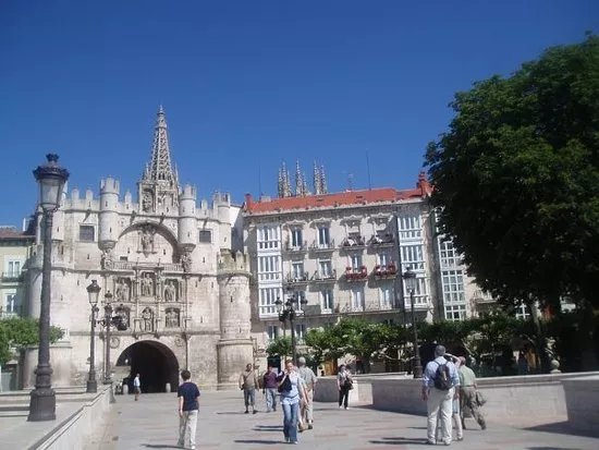 Asociacion de Guias oficiales de turismo de Burgos