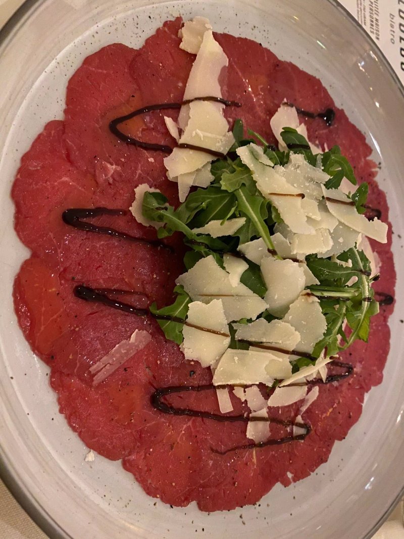 Lou Lou Bistro