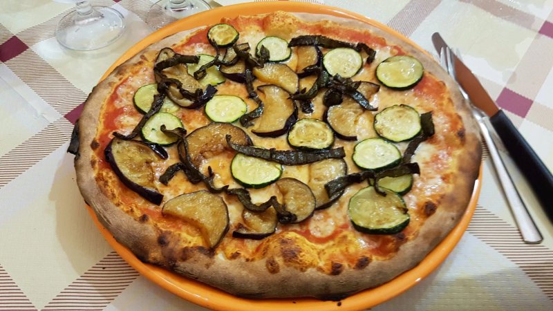 La Siesta Trattoria Pizzeria Cucina Tipica - Servizio Bar
