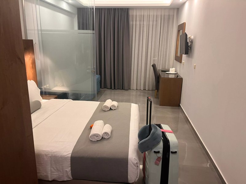 Hotel 4 You Family