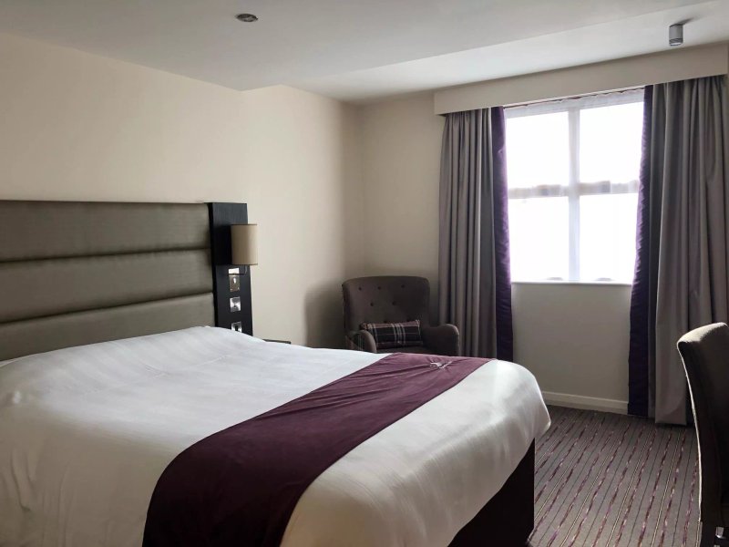 Premier Inn Bolton West