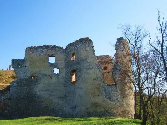Oponice Castle