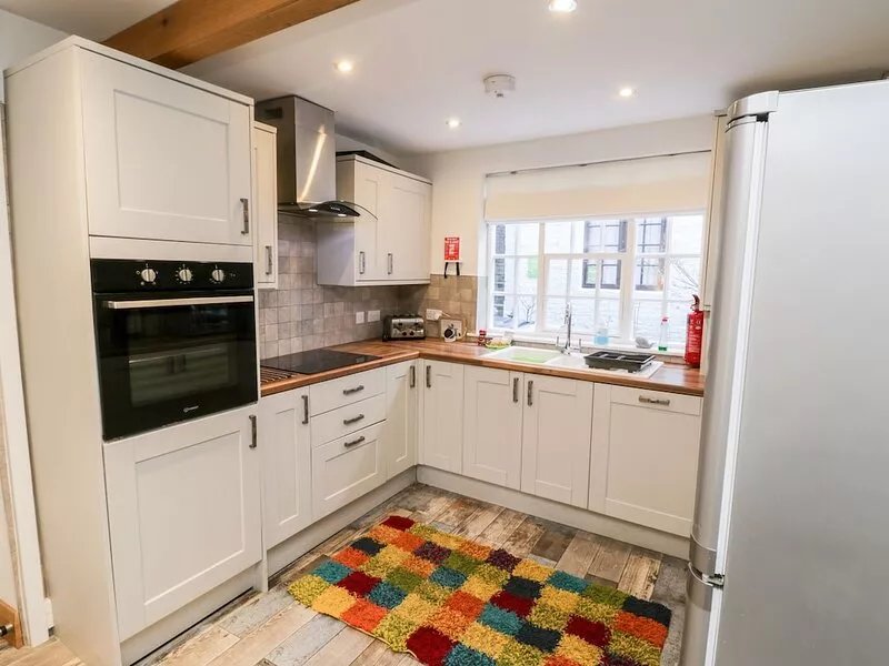 11A CHURCH STREET, pet friendly in Whitby